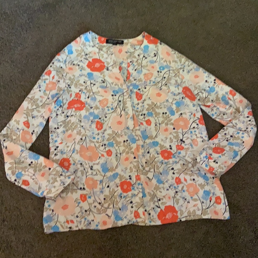 Jones New York colorful blouse size 8